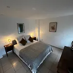 De La Vergne Holiday home
