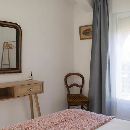 De La Vergne Hébergement de vacances *