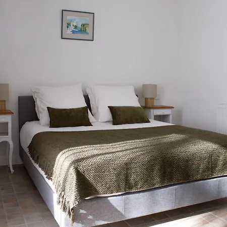 De La Vergne Hébergement de vacances Adriers