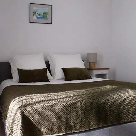 De La Vergne Дом отдыха Adriers