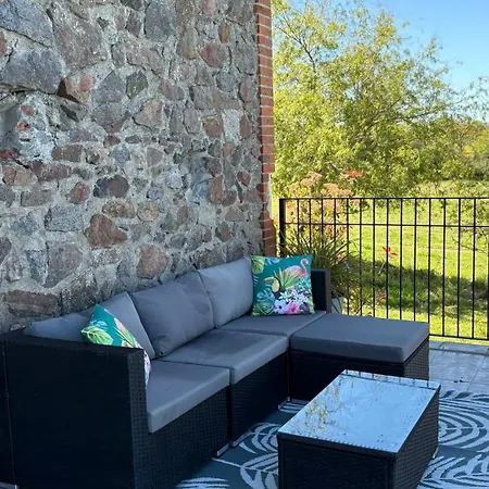 De La Vergne Tatil Evi *