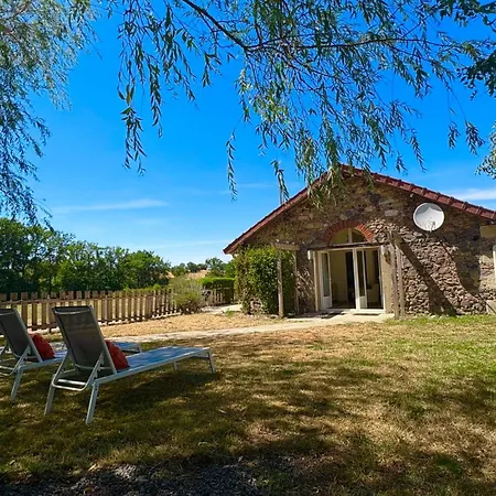 Ferienhaus De La Vergne Adriers